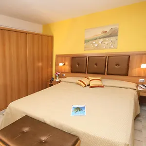 4* Hotel Fiesta Garden